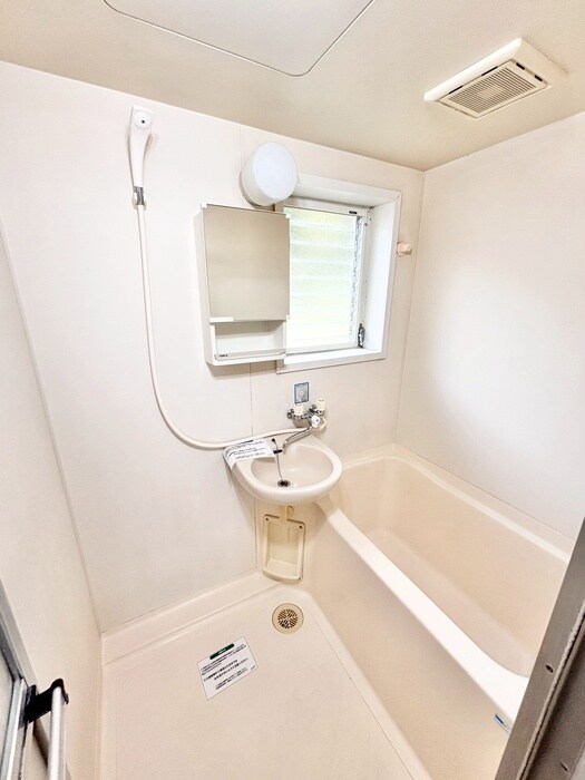 物件内観写真9　(バス／シャワールーム等)