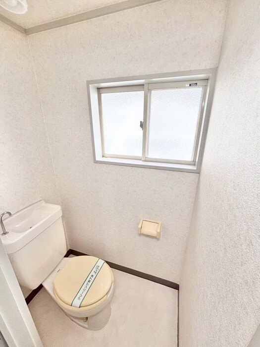 物件内観写真10　(トイレ)