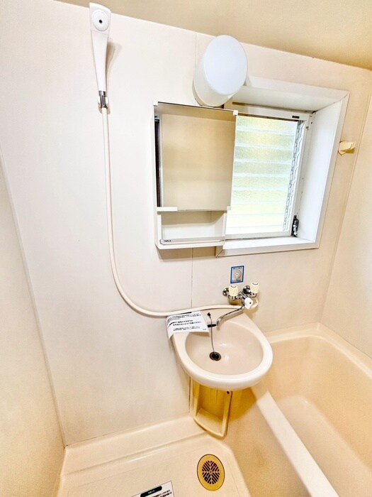 物件内観写真11　(洗面)