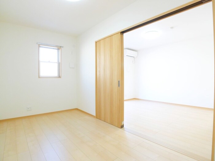 物件内観写真11　(居室)