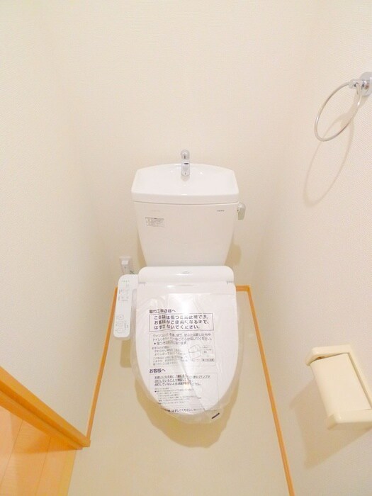 物件内観写真17　(トイレ)