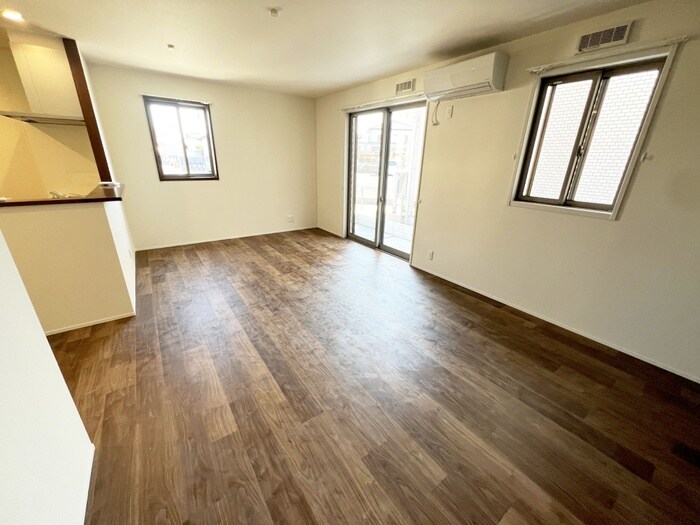 物件内観写真9　(居室)