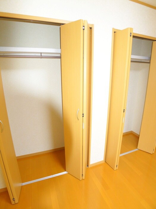 物件内観写真11　(収納)