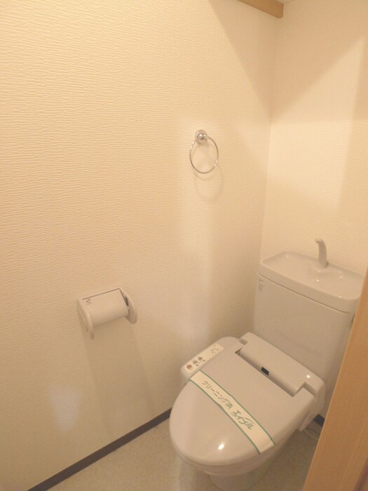 物件内観写真11　(トイレ)