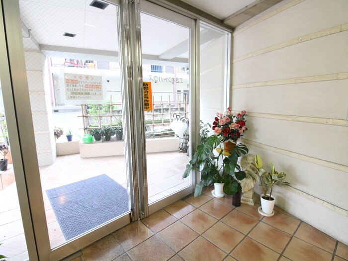 エミネントハウスのエントランス部分