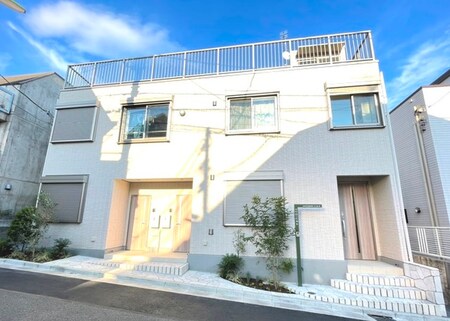 アヴェニール外観写真