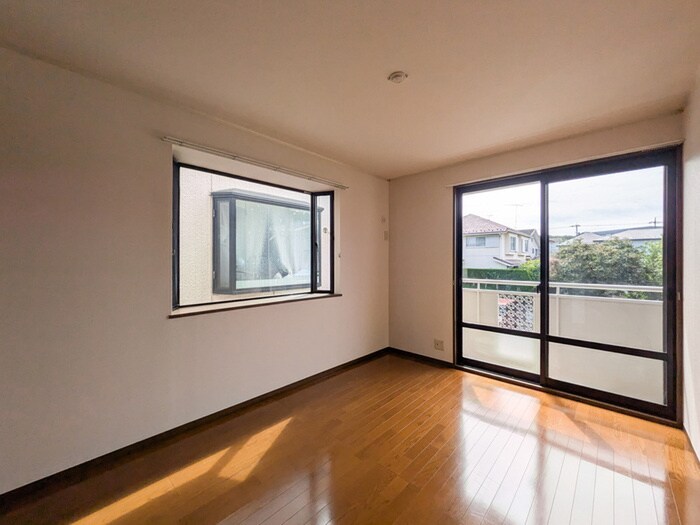 物件内観写真9　(居室)