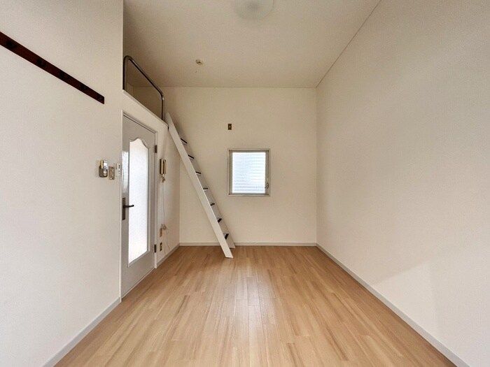 物件内観写真9　(居室)