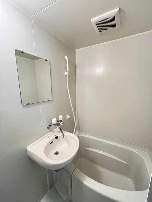 物件内観写真12　(バス／シャワールーム等)