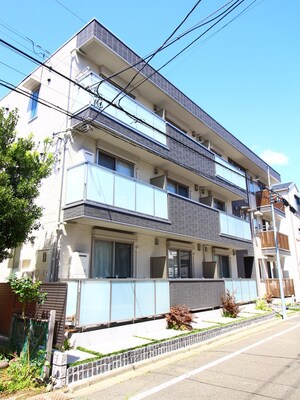 レセンテ三和外観写真