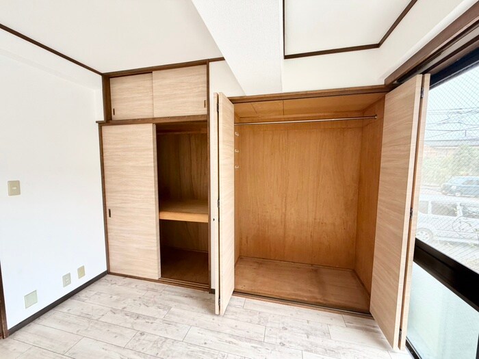 物件内観写真22　(収納)