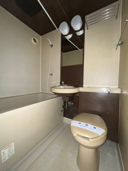 物件内観写真19　(トイレ)