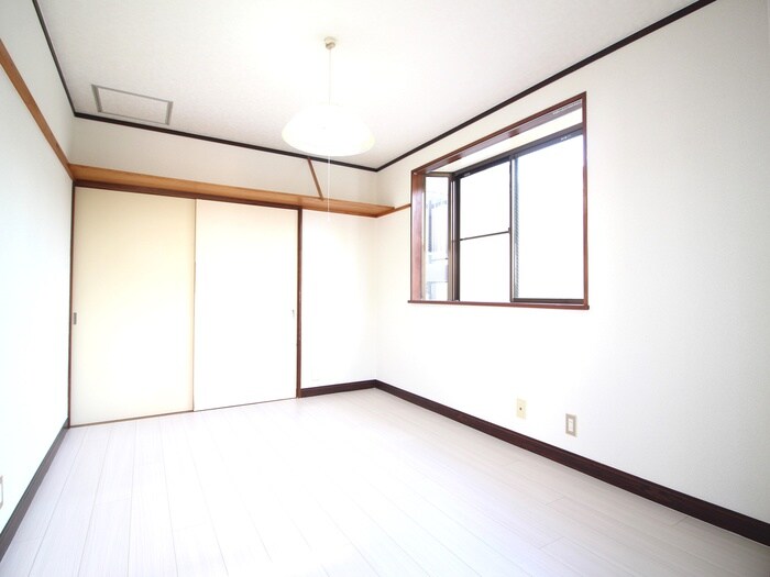 物件内観写真9　(居室)