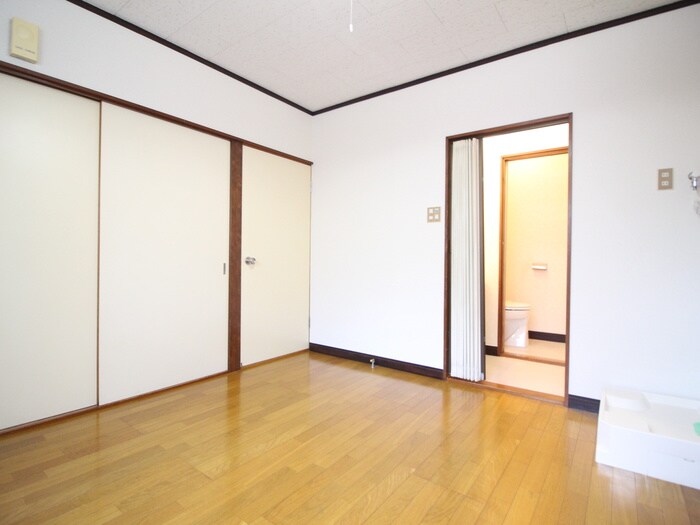 物件内観写真19　(居室)