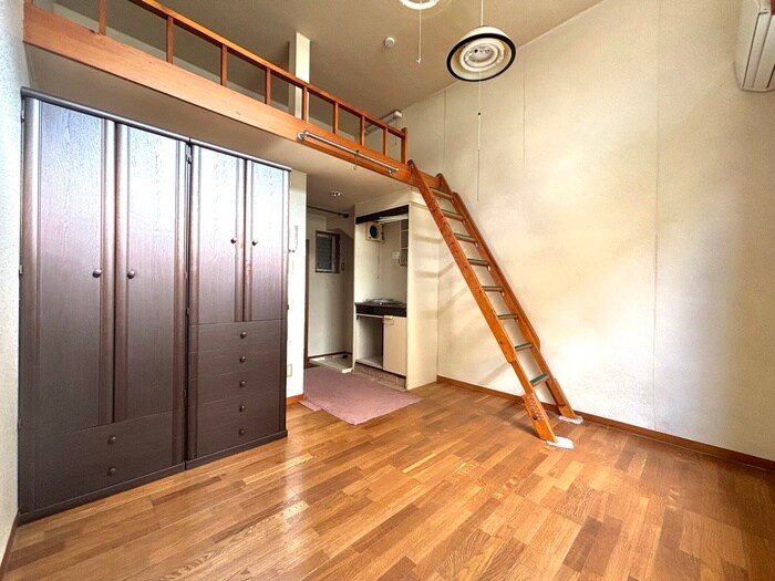 物件内観写真8　(居室)