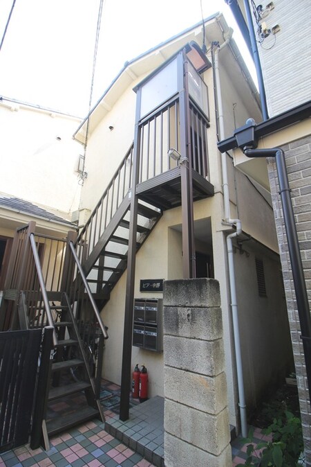 ピア中野外観写真