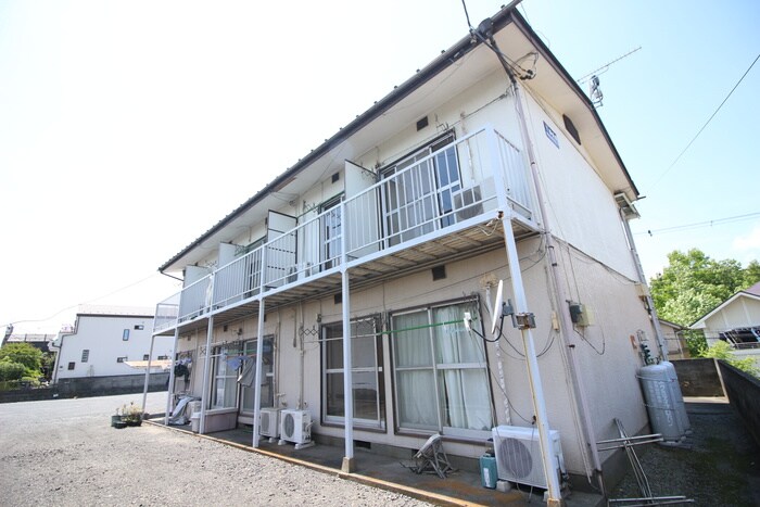 物件外観写真5　(駐車場)