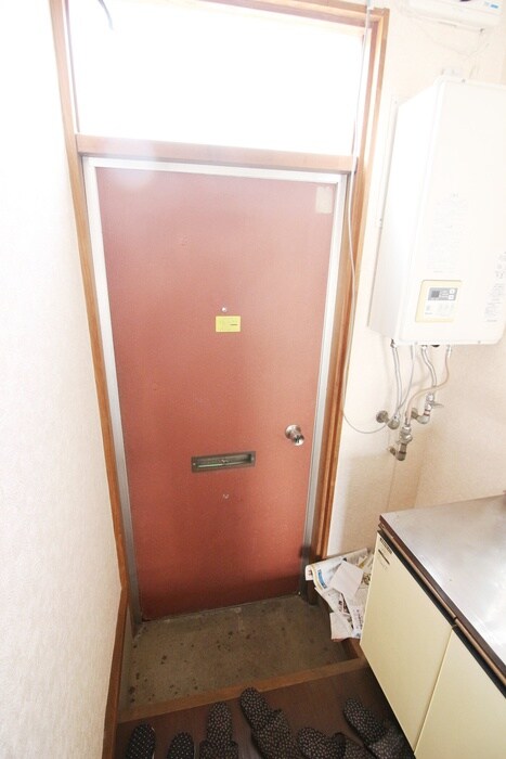 物件内観写真15　(玄関)