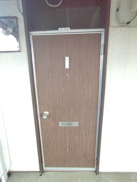 物件内観写真17　(玄関)