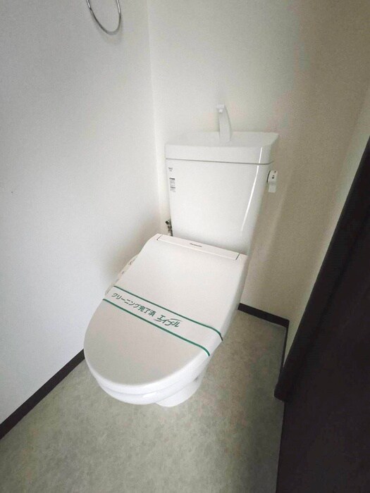 物件内観写真11　(トイレ)