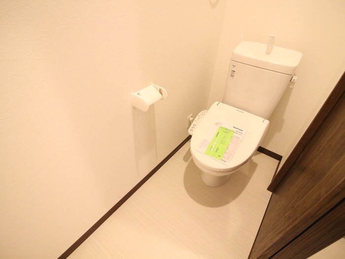 物件内観写真14　(トイレ)