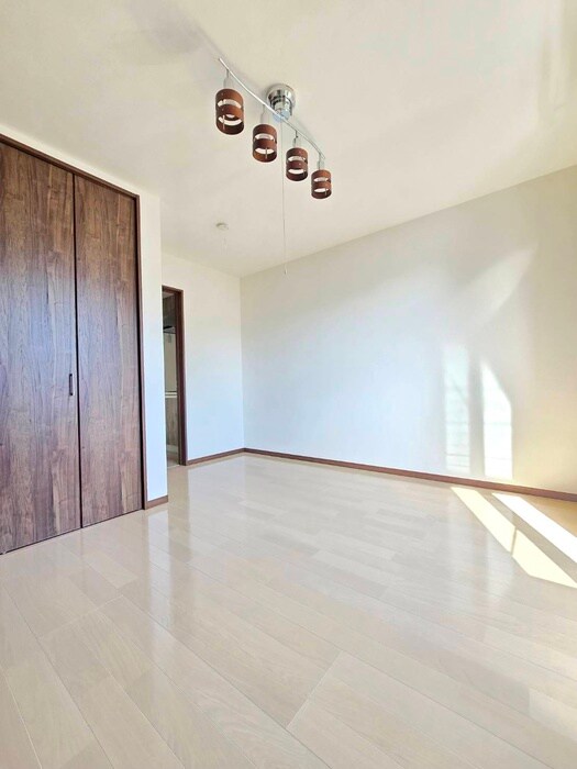 物件内観写真18　(居室)