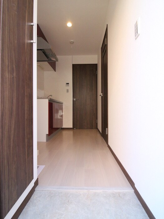 物件内観写真22　(玄関)