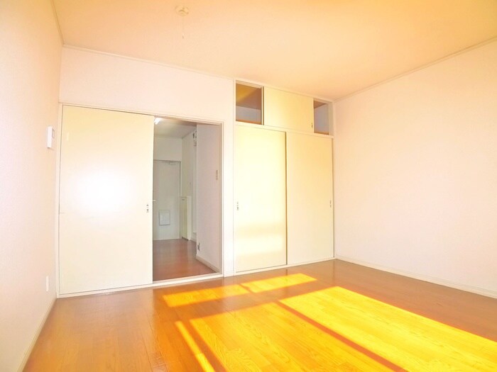 物件内観写真18　(居室)