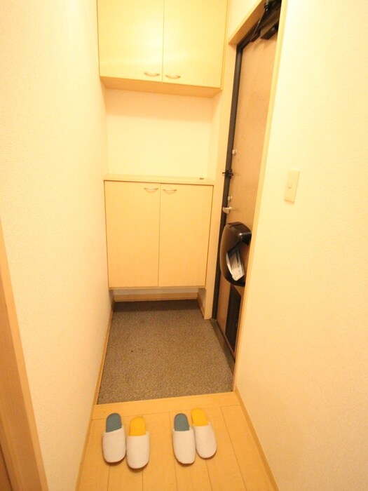 物件内観写真17　(玄関)