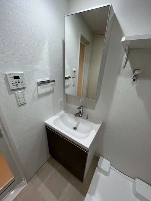 物件内観写真5　(洗面)