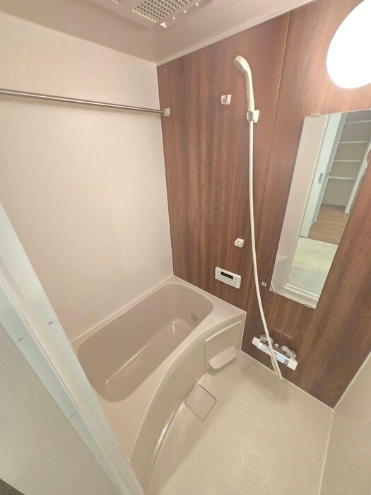 物件内観写真11　(バス／シャワールーム等)