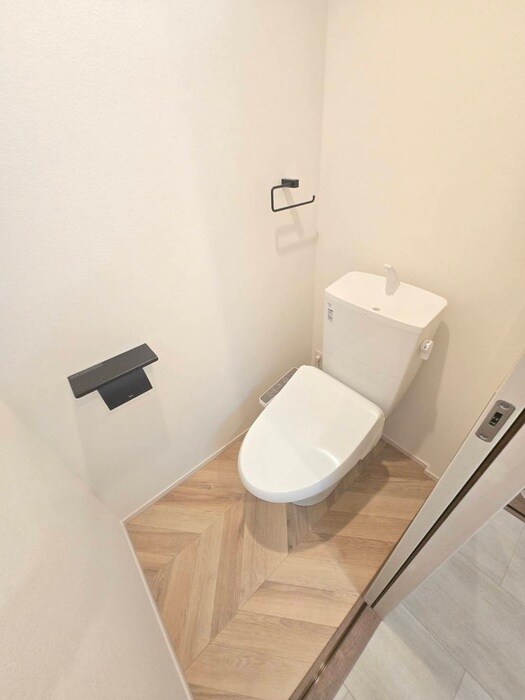 物件内観写真12　(トイレ)