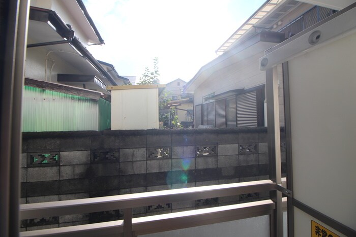 物件内観写真16　(室内からの展望)