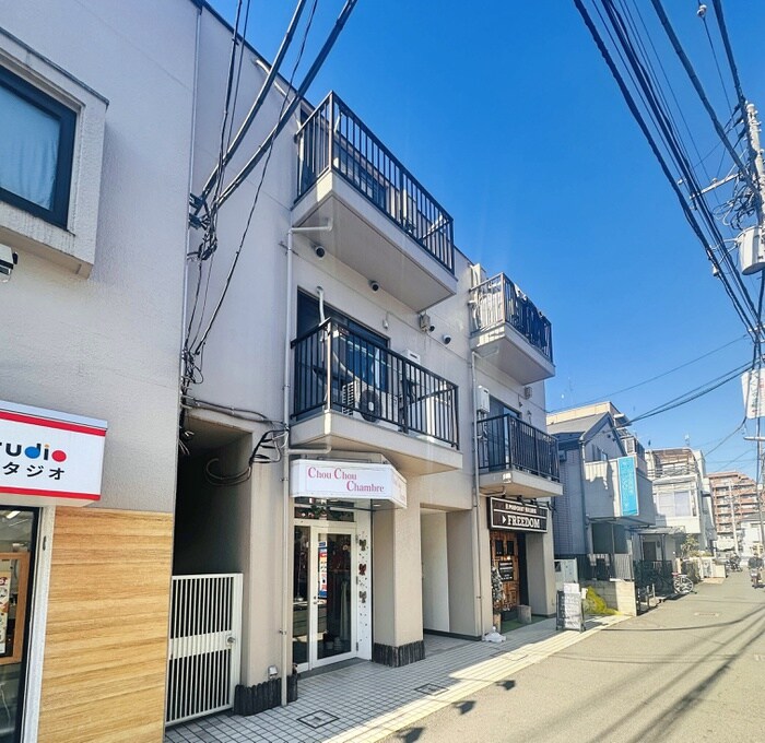 物件外観写真6　(建物設備)