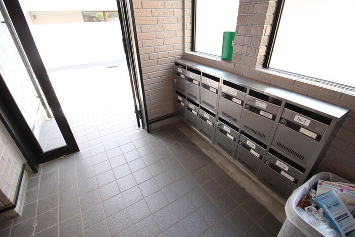 物件外観写真4　(建物設備)