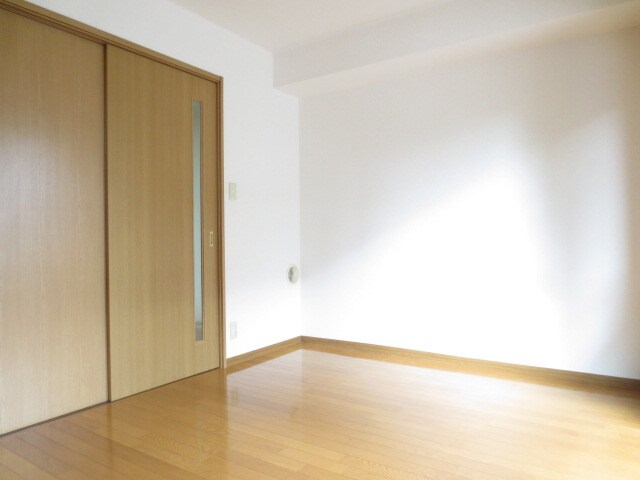 物件内観写真13　(居室)