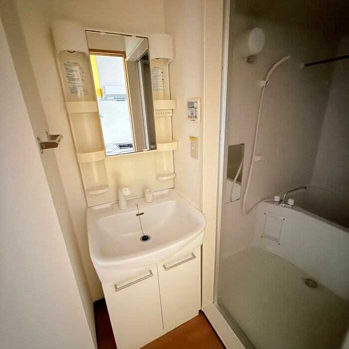 物件内観写真6　(洗面)