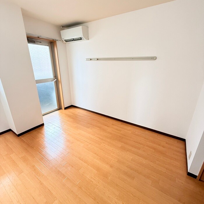 物件内観写真19　(居室)