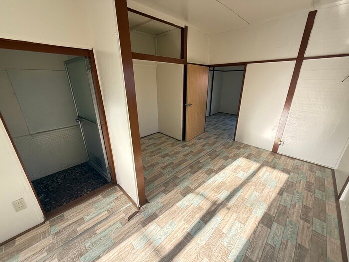 物件内観写真8　(居室)