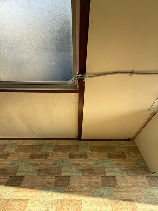 物件内観写真18　(洗濯機置場)