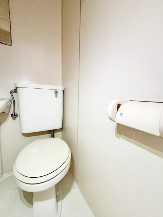 物件内観写真14　(トイレ)