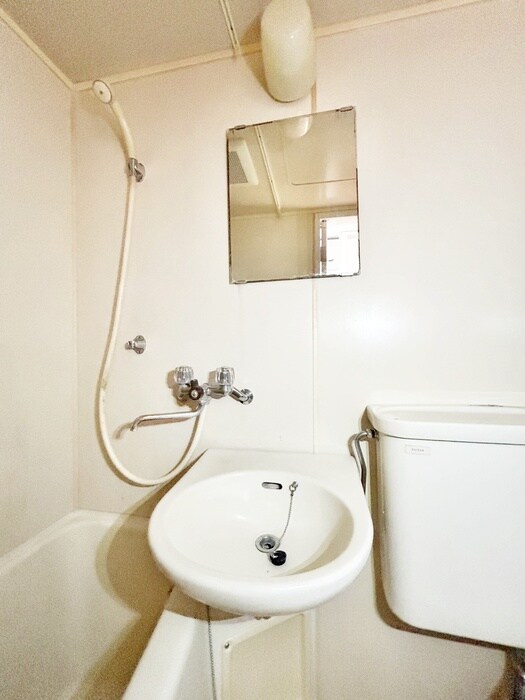 物件内観写真15　(洗面)