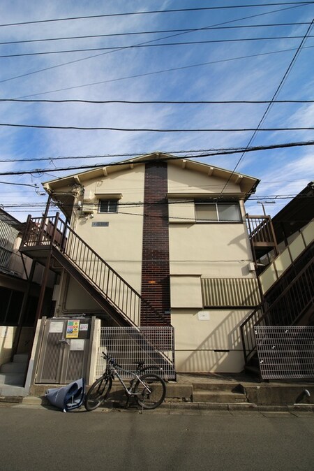 メゾン鵜の木外観写真