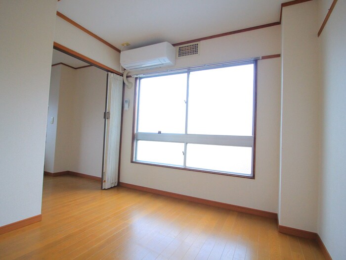 物件内観写真5　(居室)