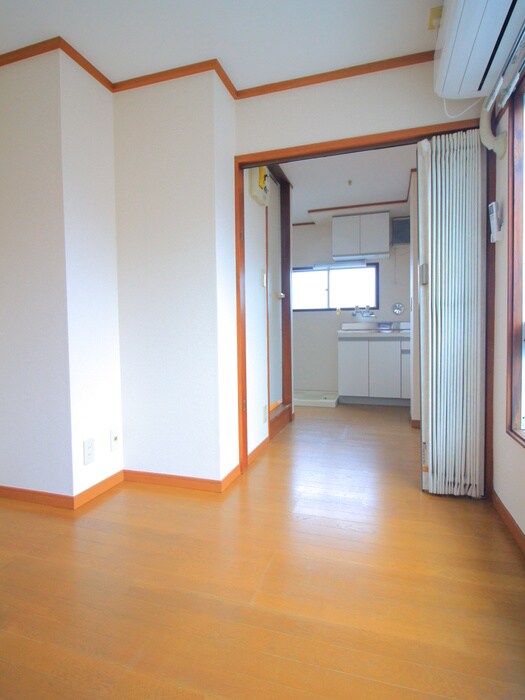 物件内観写真6　(居室)