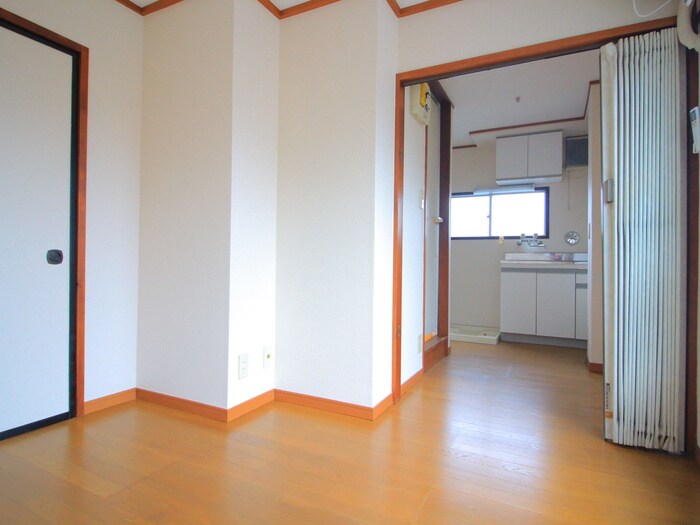 物件内観写真7　(居室)