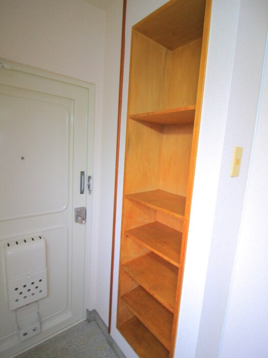 物件内観写真13　(靴箱)