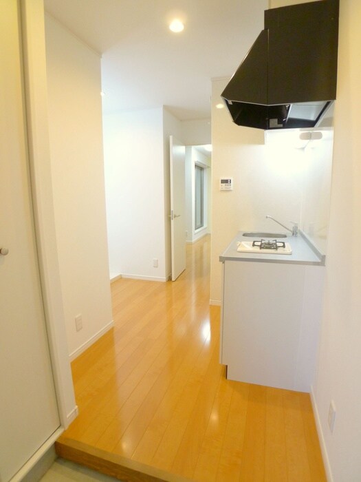 物件内観写真14　(廊下)