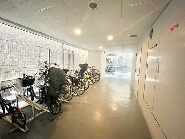 駐輪場