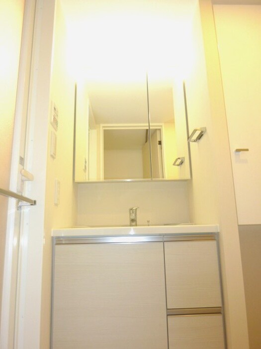 物件内観写真11　(洗面)